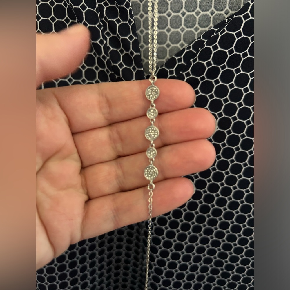 Banana Republic Factory plunging necklace. Delicate also a statement.